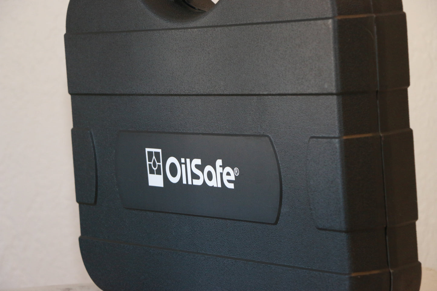 OilSafe | Battery Grease Gun | Clear Color Coded Cartridge - AC Oil & Supply